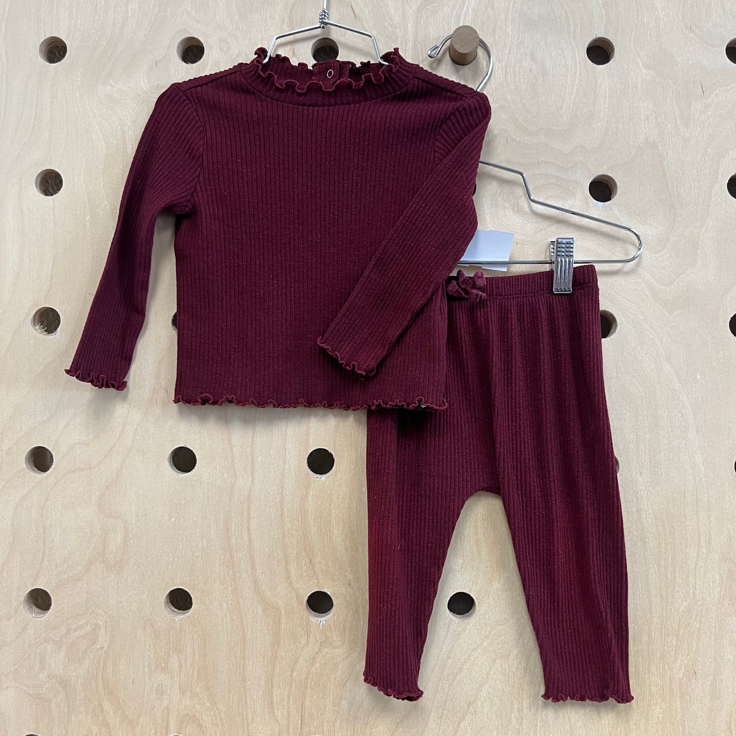 Maroon Ribbed Outfit