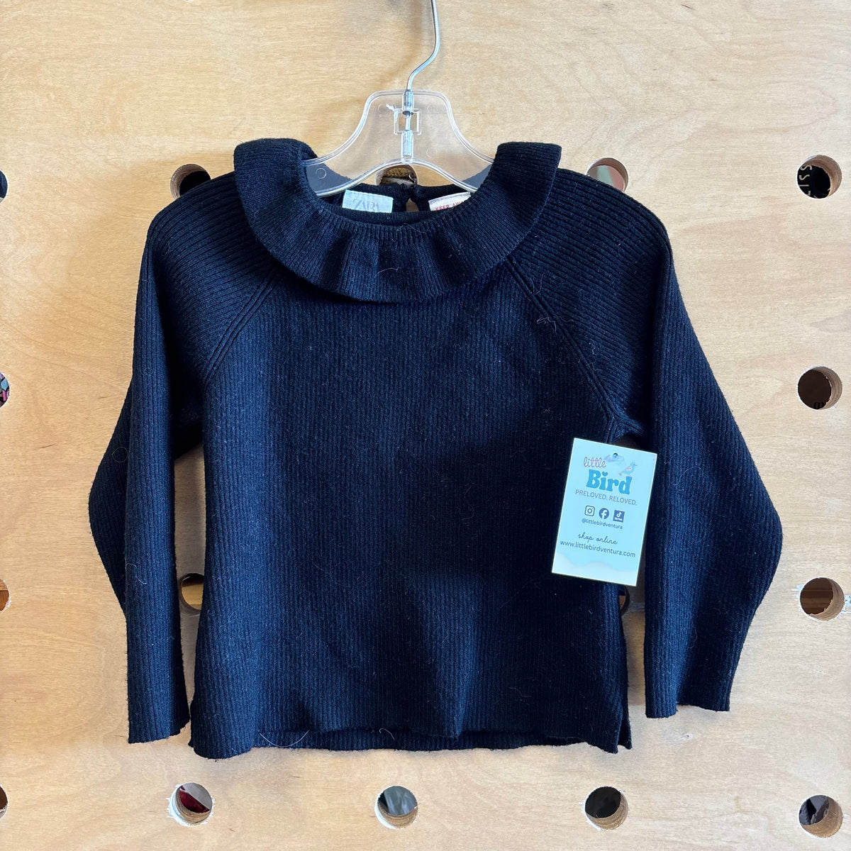 Black Ruffle Collar Ribbed Knit Top