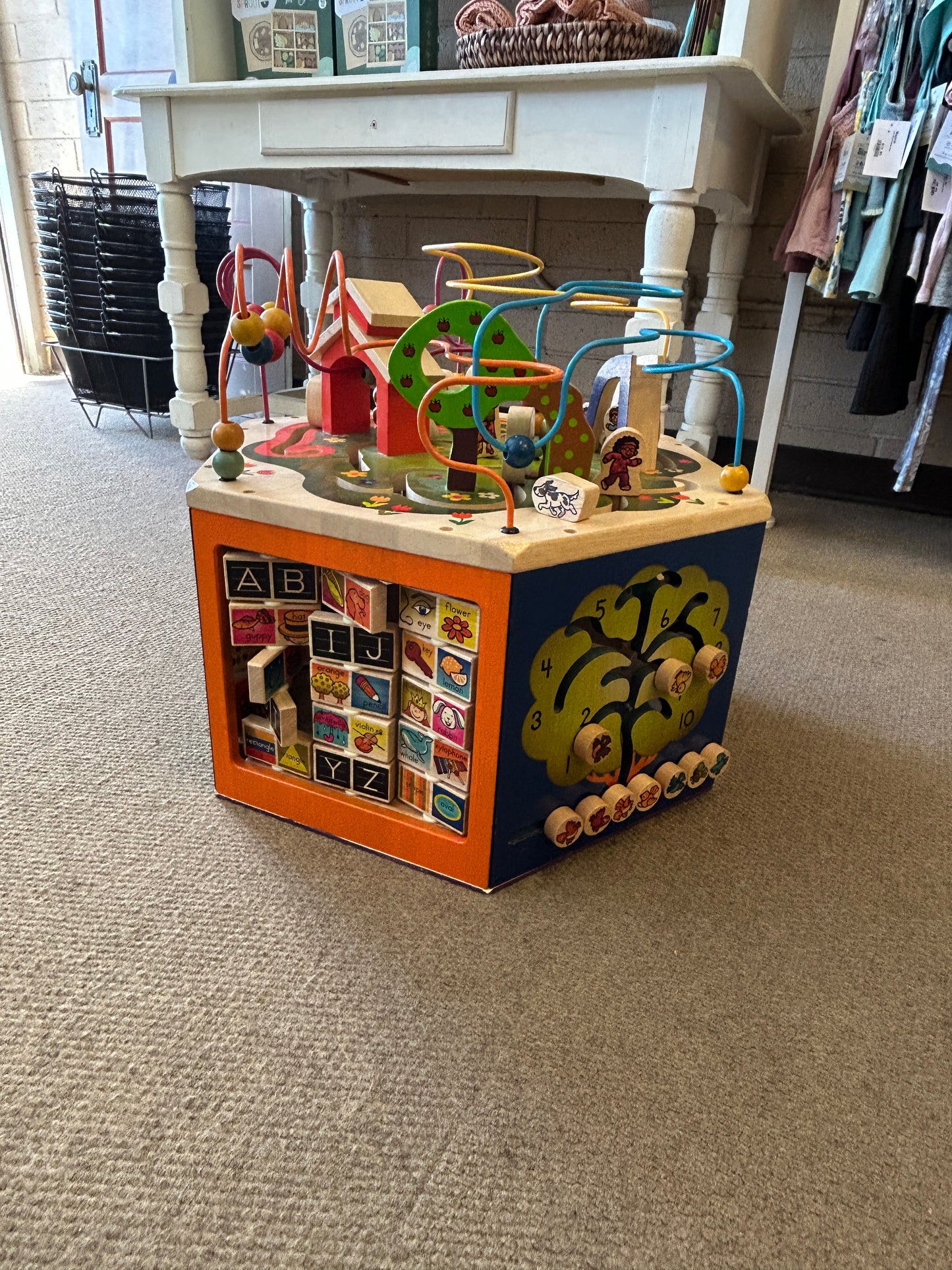 Youniversity Wooden Activity Cube