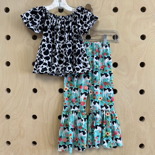 Cow Print Flare Bottom Outfit