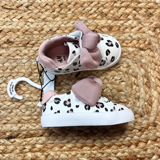 Pink Bow & Leopard Print Sneakers NEW!