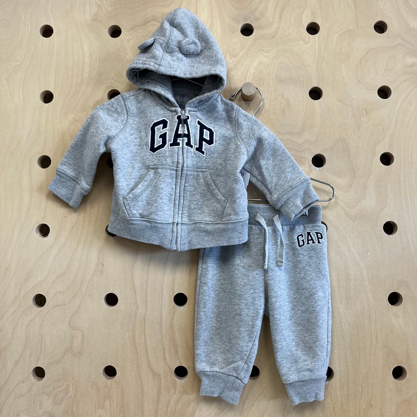 Light Grey Logo Fleece Outfit