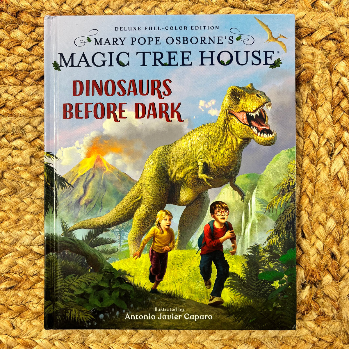 Dinosaurs Before Dark