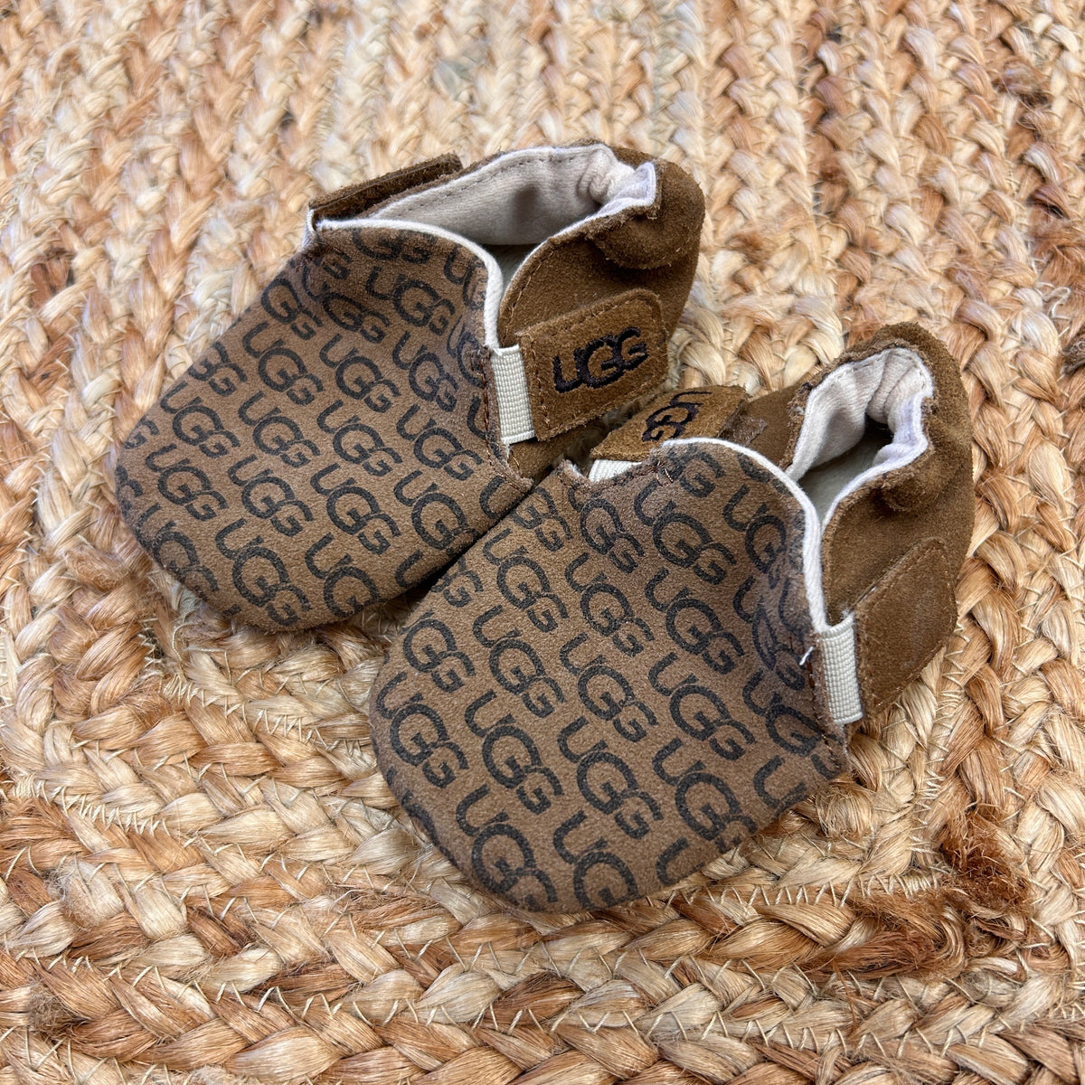 Brown Suede Roo Logo Crib Shoes