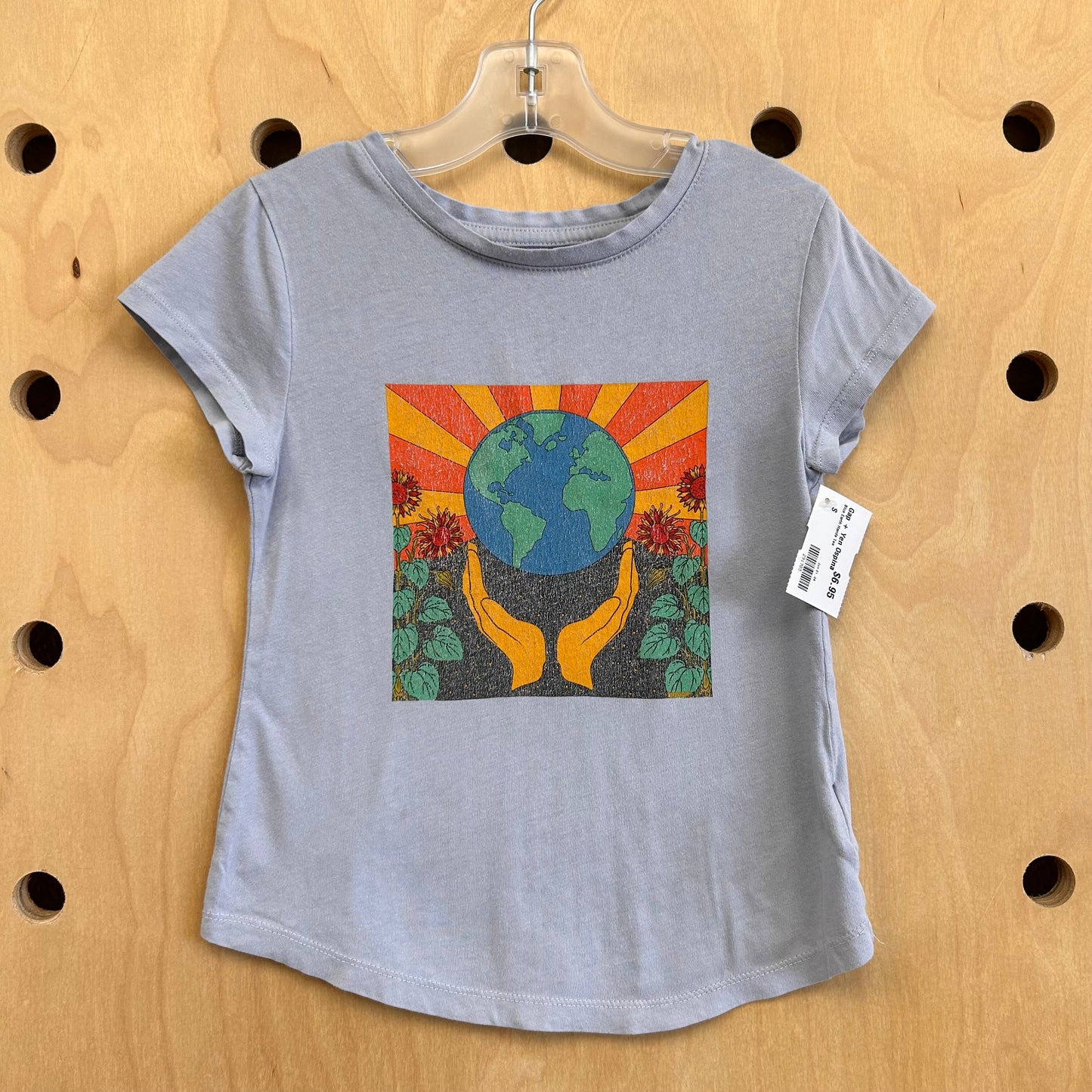 Blue Earth Hands Tee