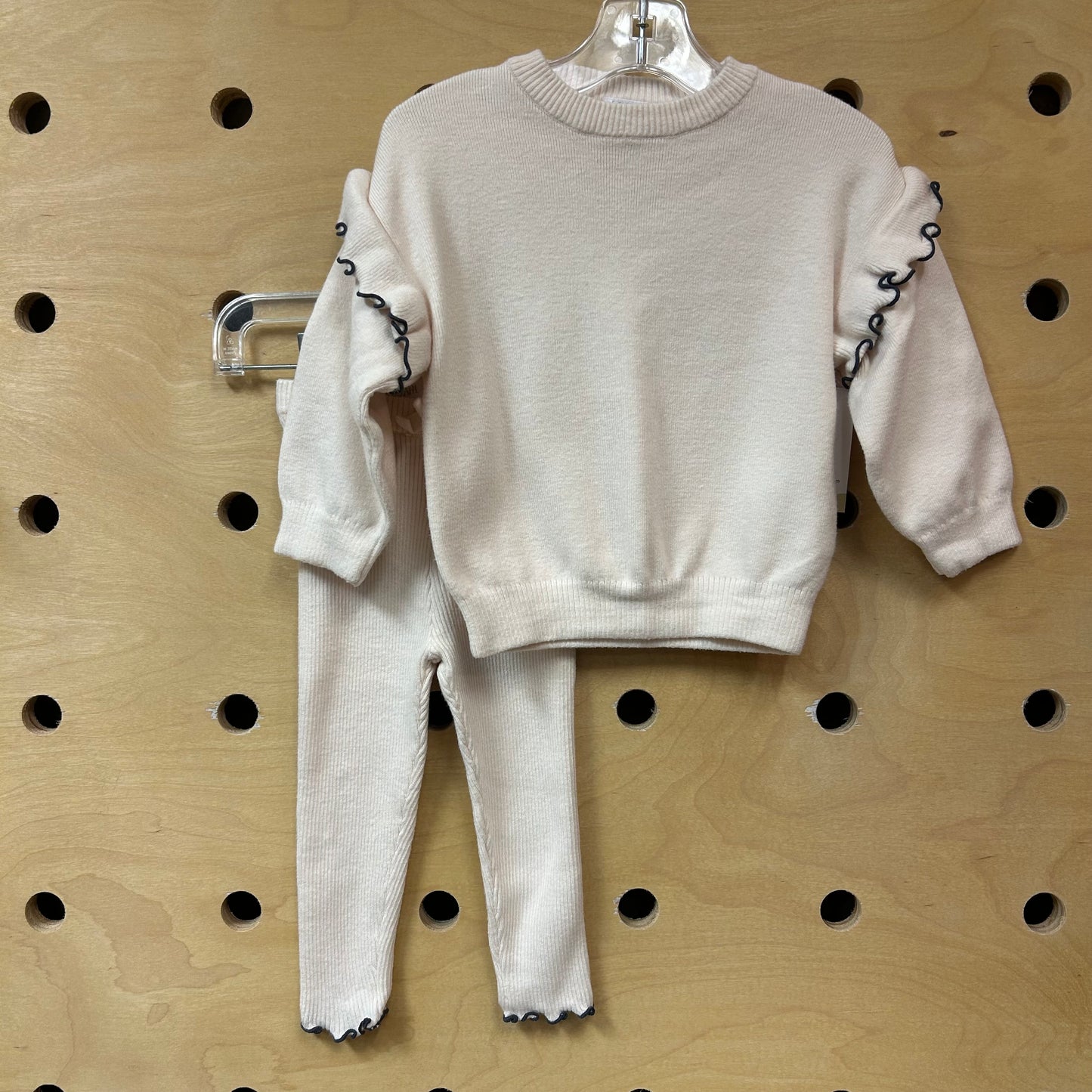 Cream & Grey Trim Sweater Outfit