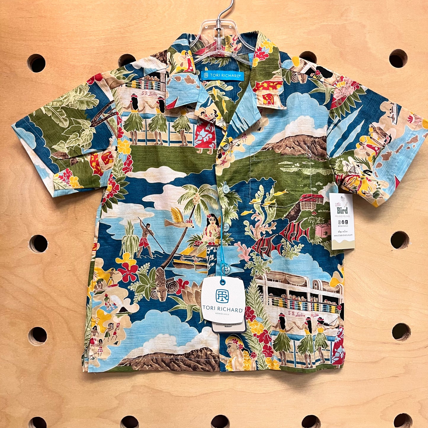 Island Scene Aloha Shirt NEW!