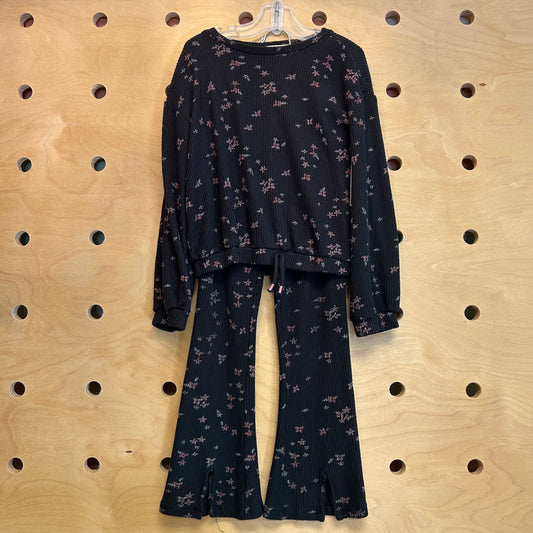 Black Floral Outfit