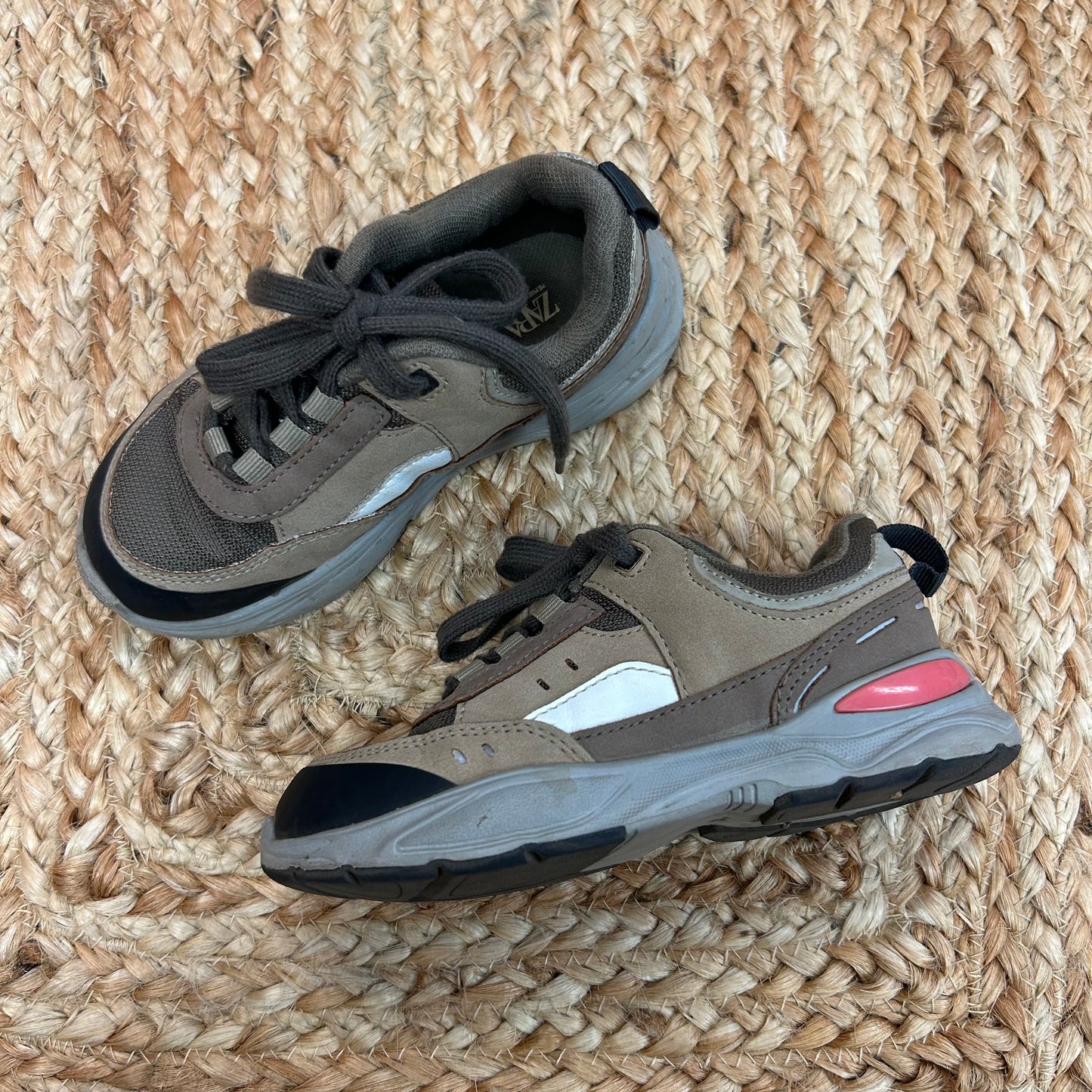 Brown Tie Up Sneakers