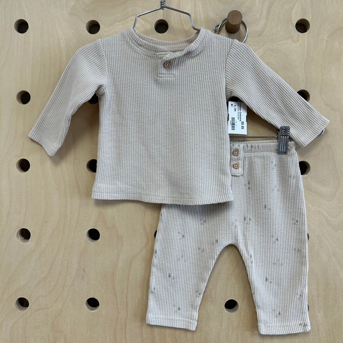 Cream+Green Thermal Outfit