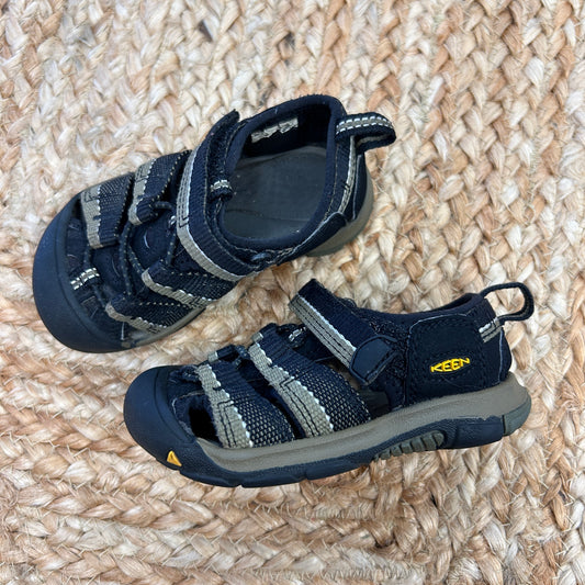 Black/Green Seacamp Sandals