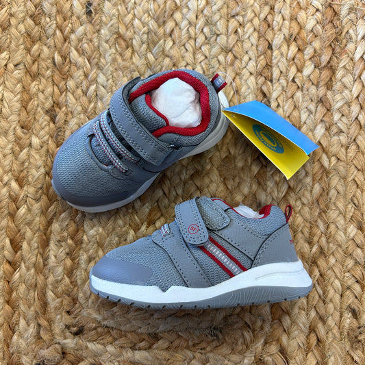 Munchkin Maxo Sneakers NEW!