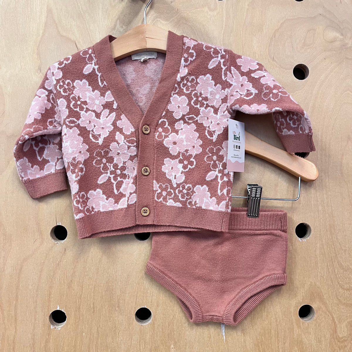 Clay Knit Floral Outfit