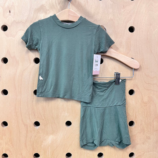 Green Bamboo Blend Outfit