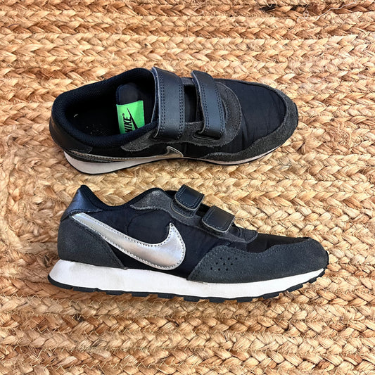 Black/Metallic Gold ND Valiant Sneakers