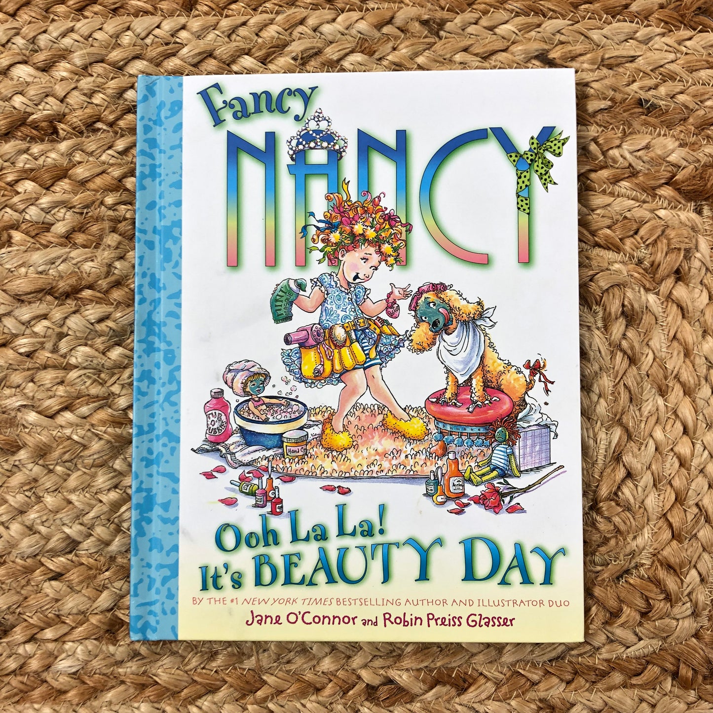 Fancy Nancy It's Beauty Day