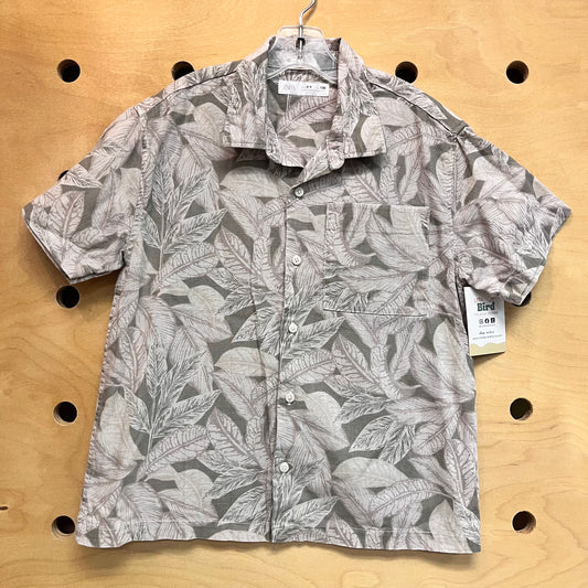 Green & Beige Leaves Button Up