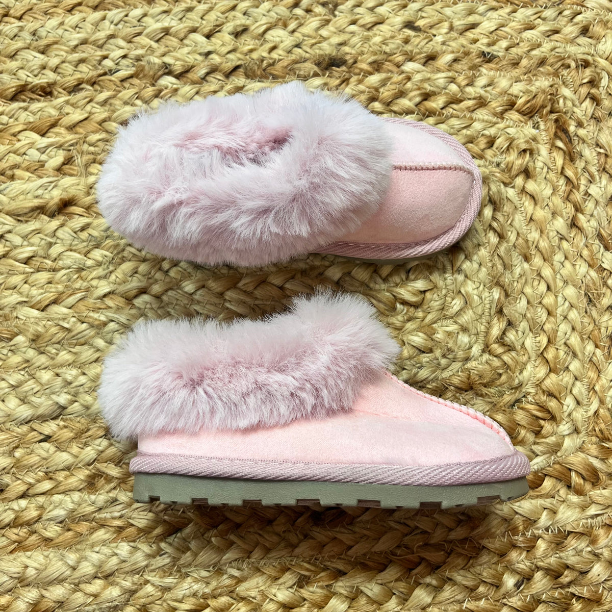 Pink Fluffy Ankle Slippers