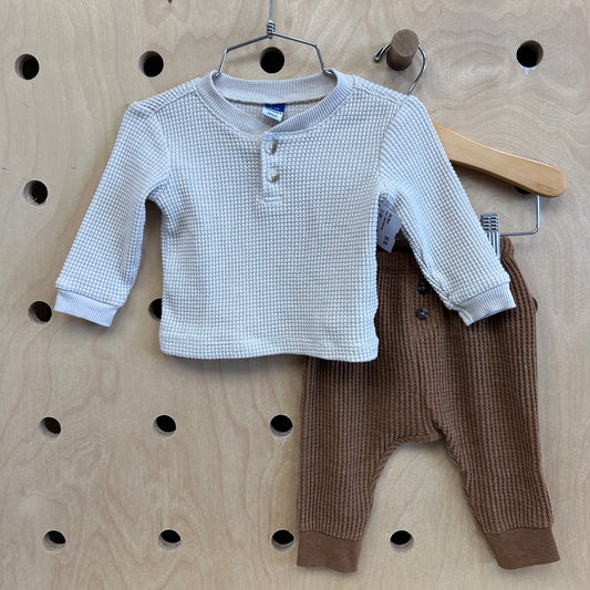 Cream + Brown Waffle Outfit