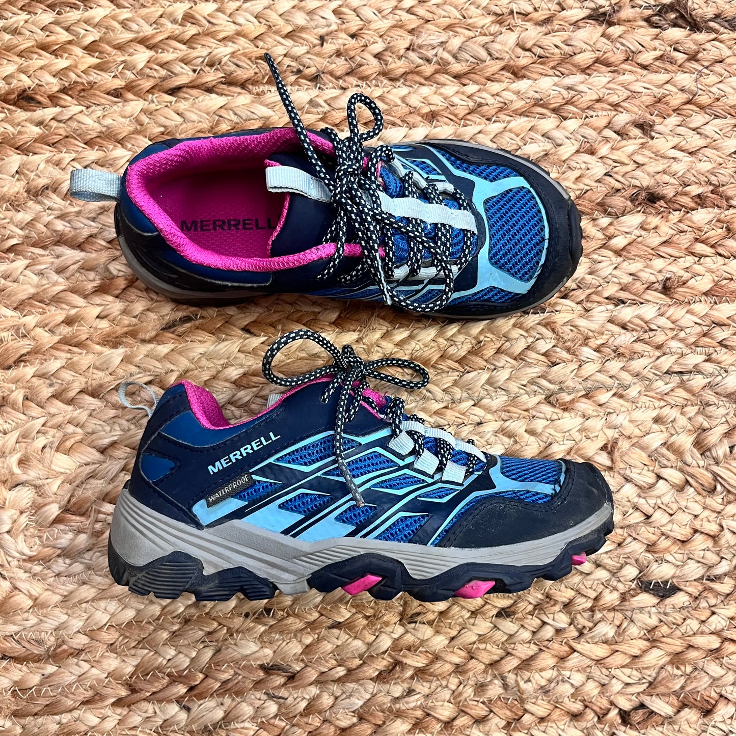 Blue Waterproof Hiking Shoes