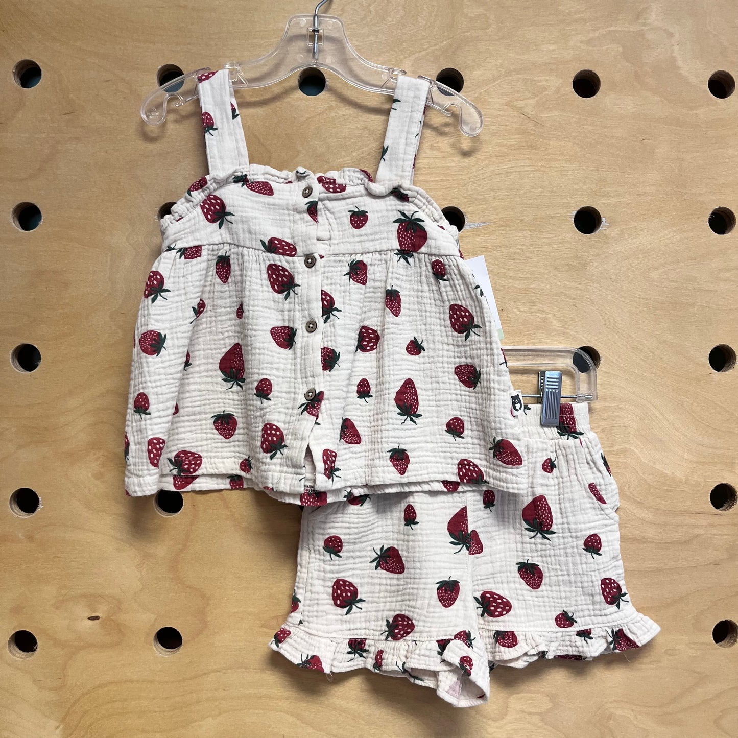 Cream Strawberries Gauzer Outfit