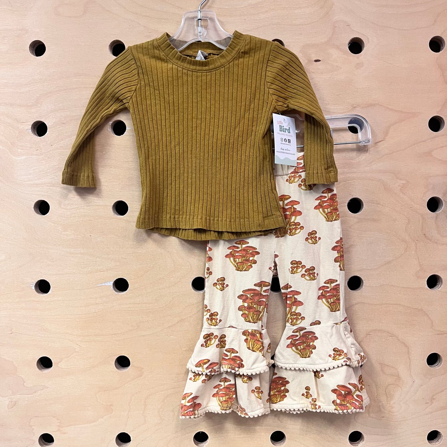 Organic Mustard Ribbed & Mushroom Outfit