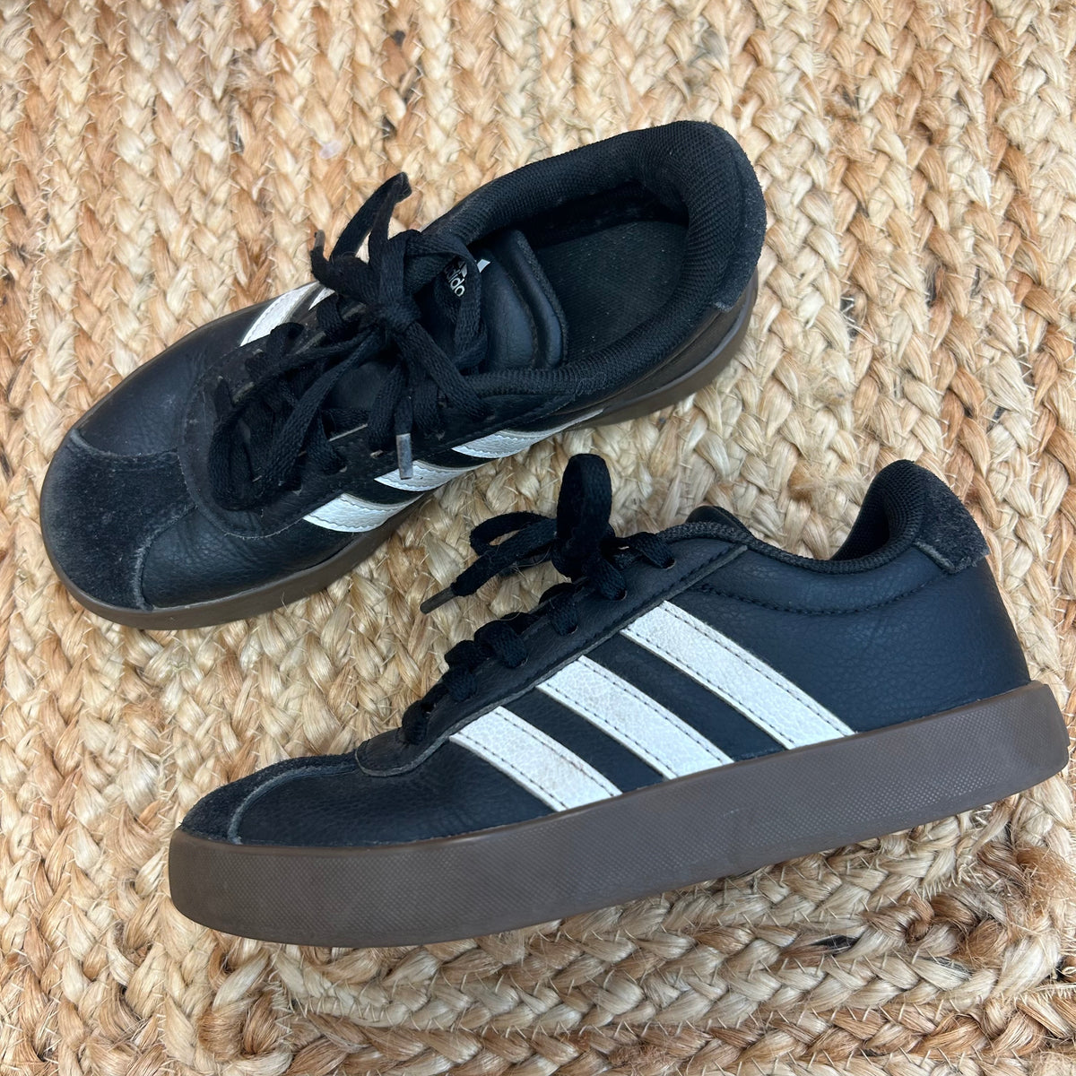 Black Court 3.0 Sneakers