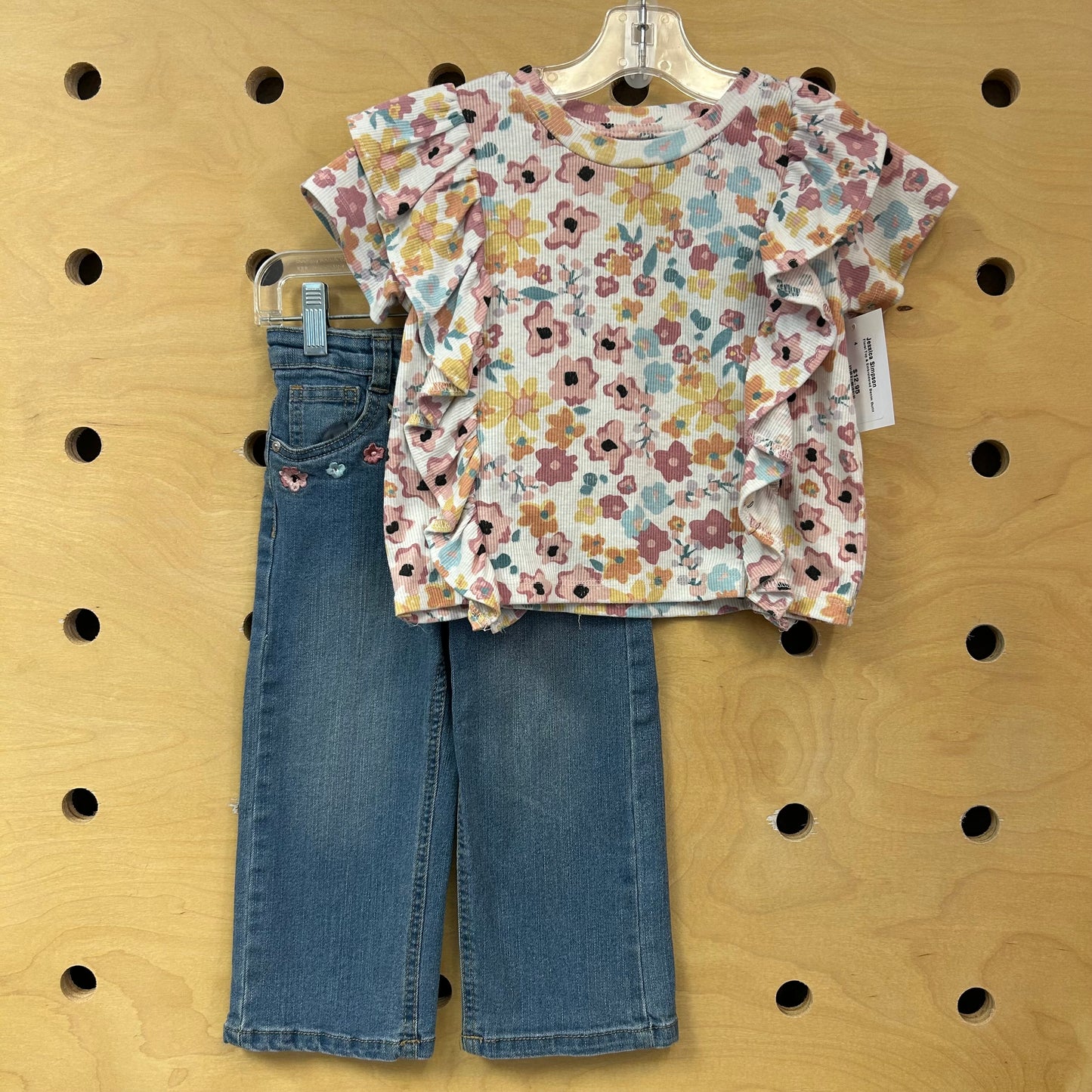 Floral Top & Embroidered Denim Outfit