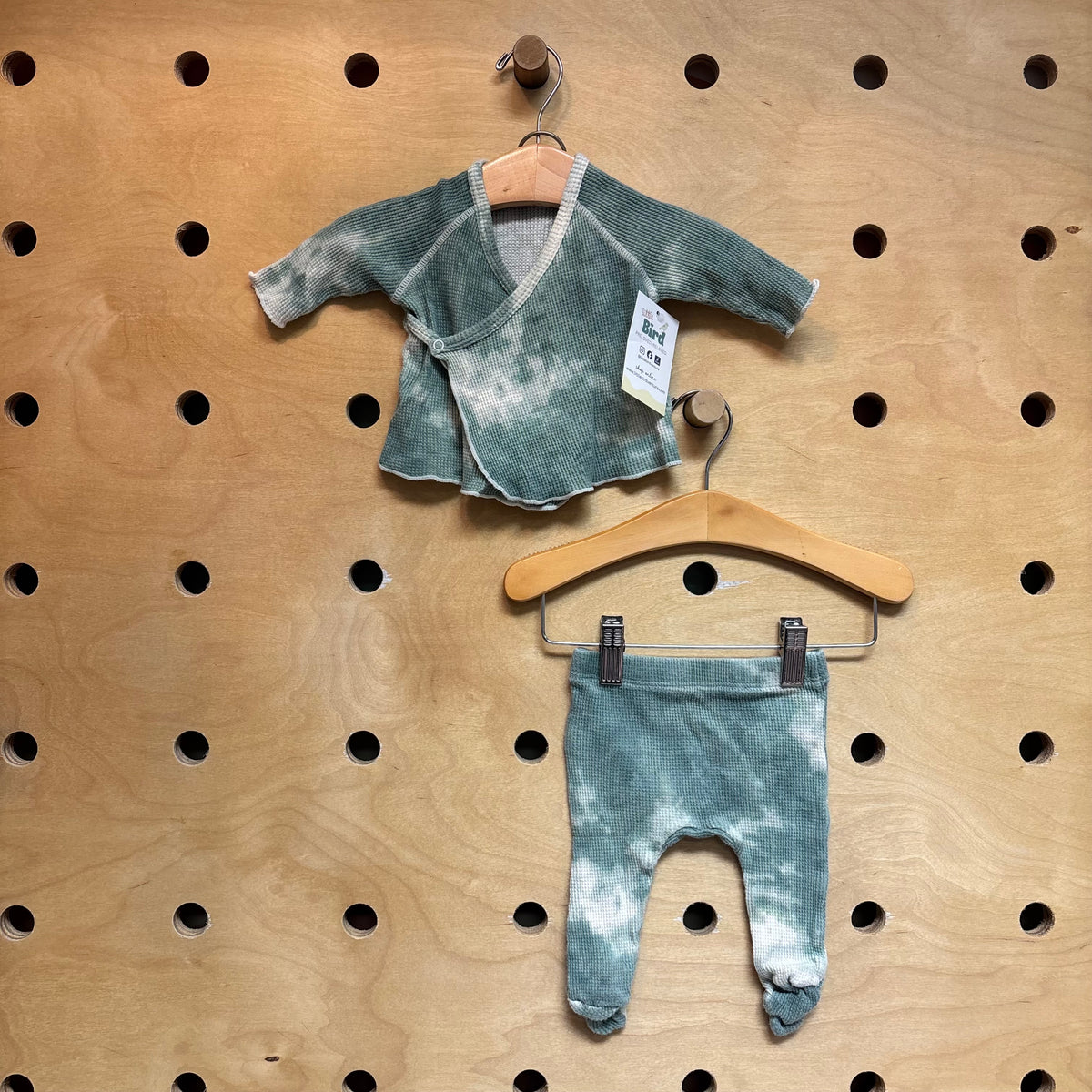 Green Tie Dye Outfit