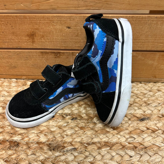 Black & Blue Camo Velcro Sneakers