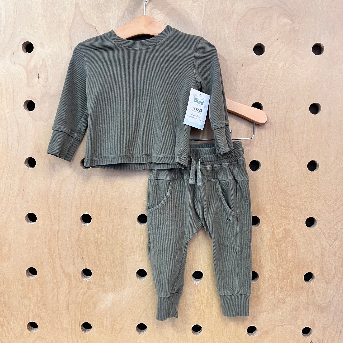 Green Ribbed Outfit