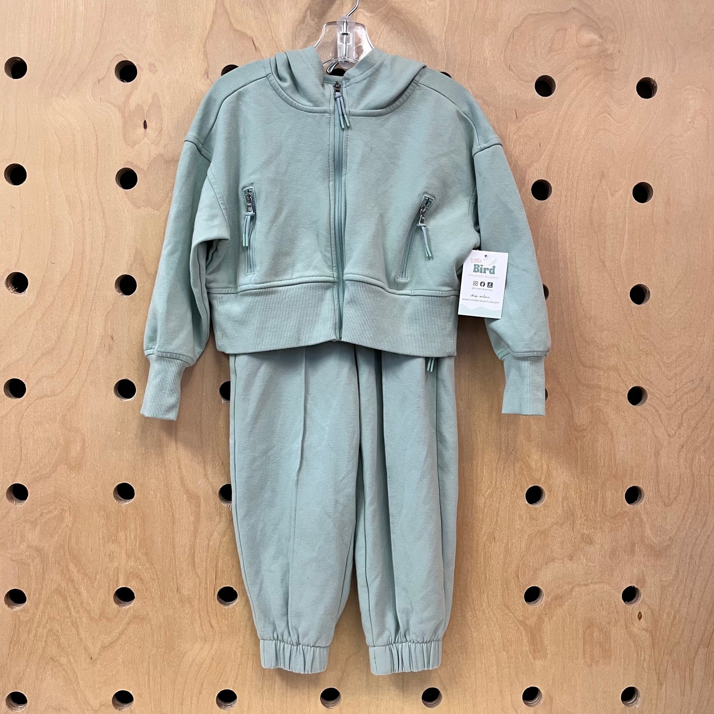 Green Zip Hoodie Dynamic Fleece Outfit