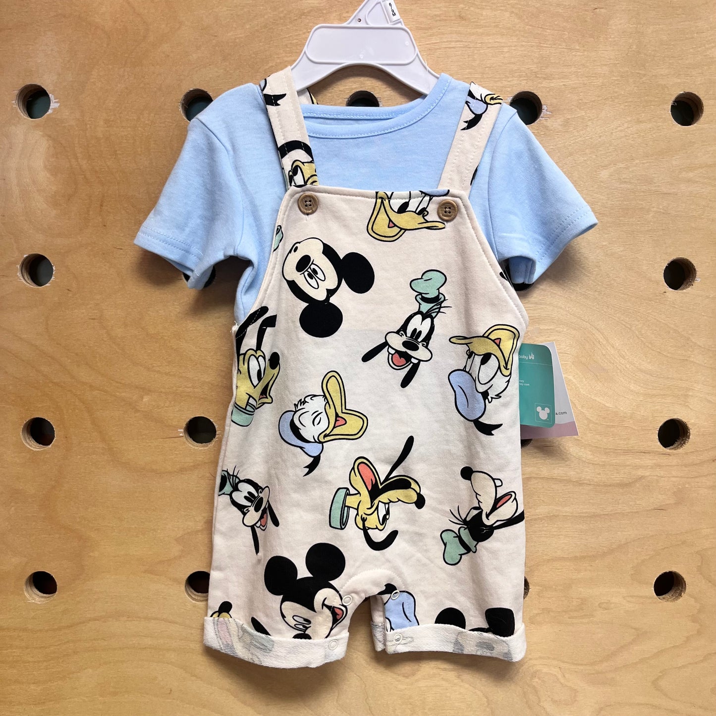 Mickey & Friends Outfit NEW!