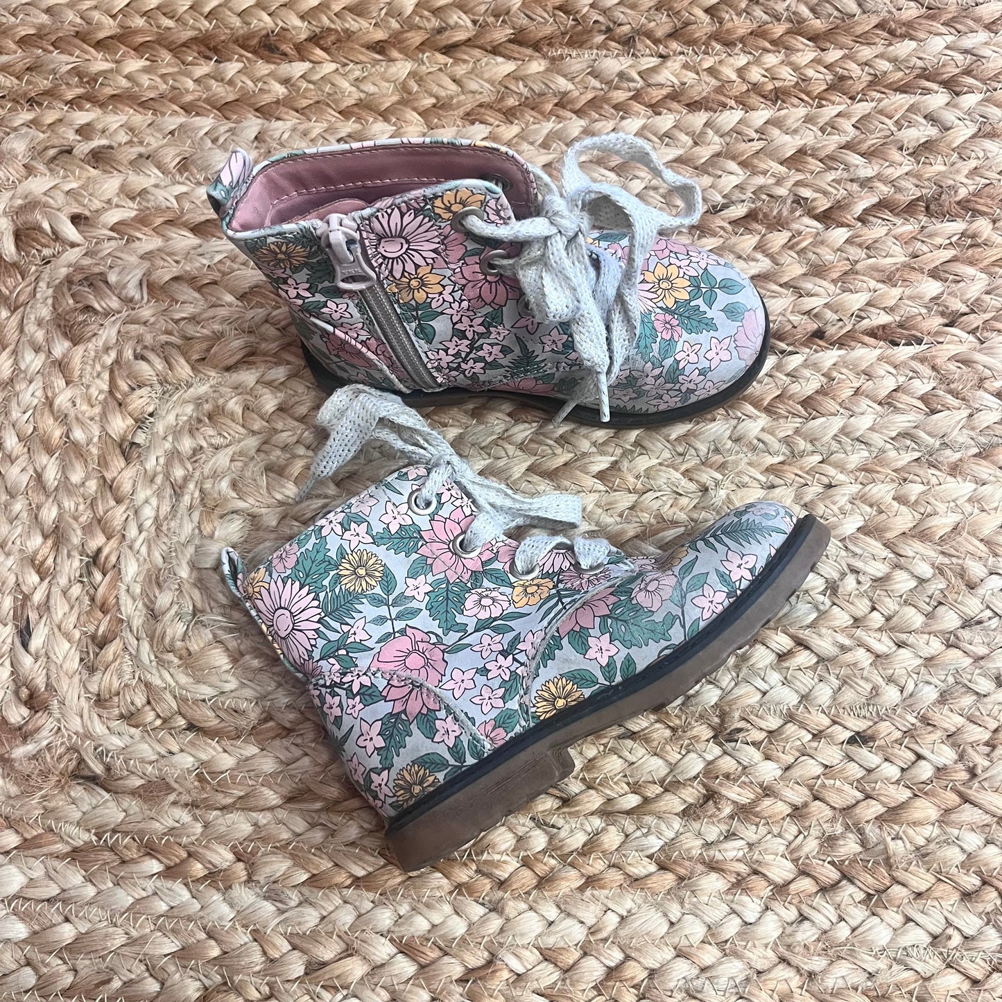 Floral Pattern Zip-Up Boots
