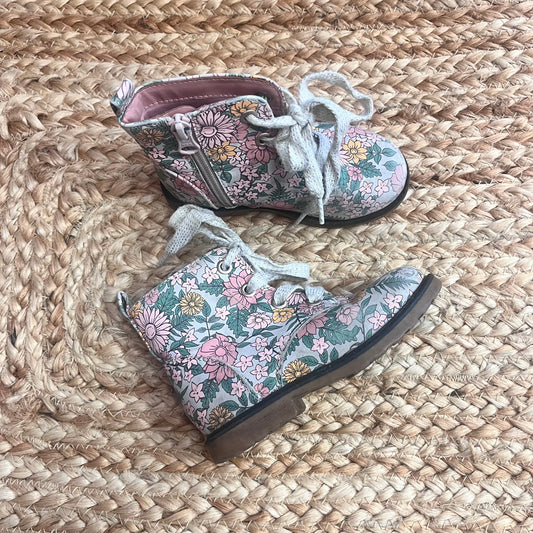 Floral Pattern Zip-Up Boots