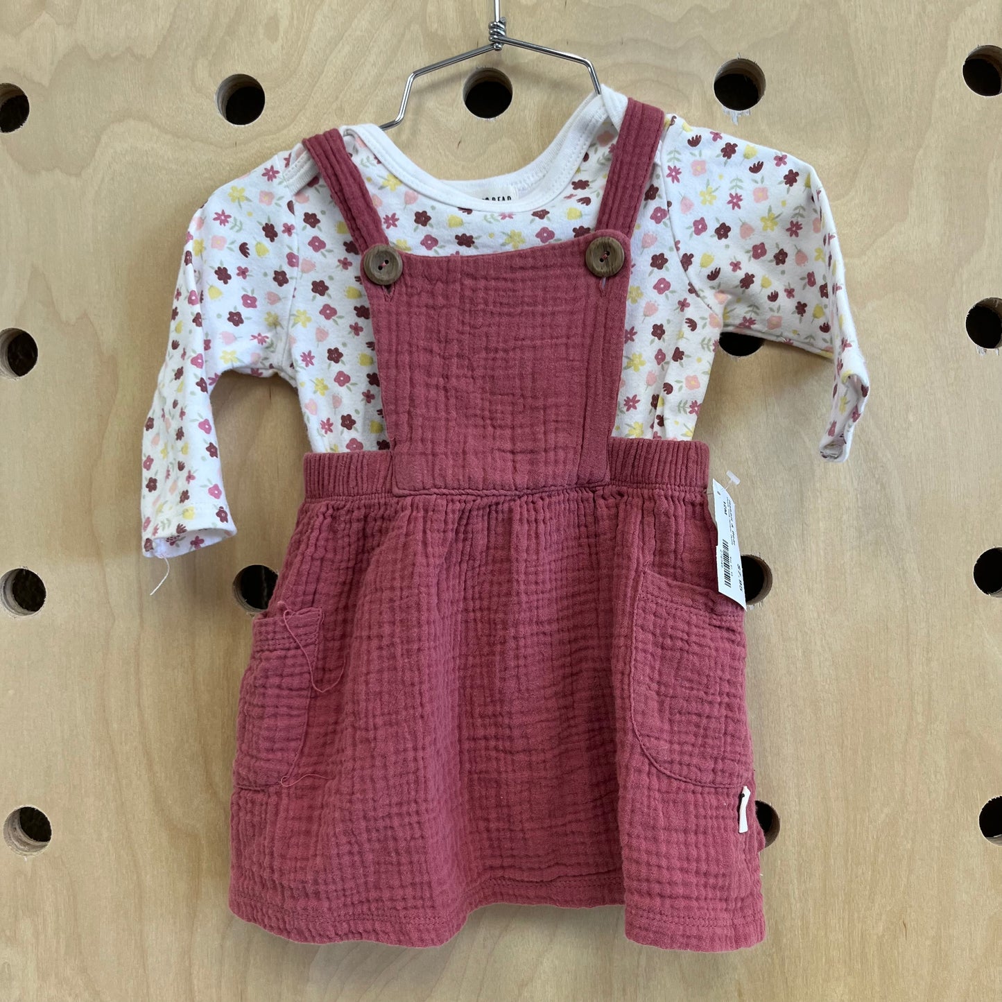 Dusty Pink Jumper Outfit
