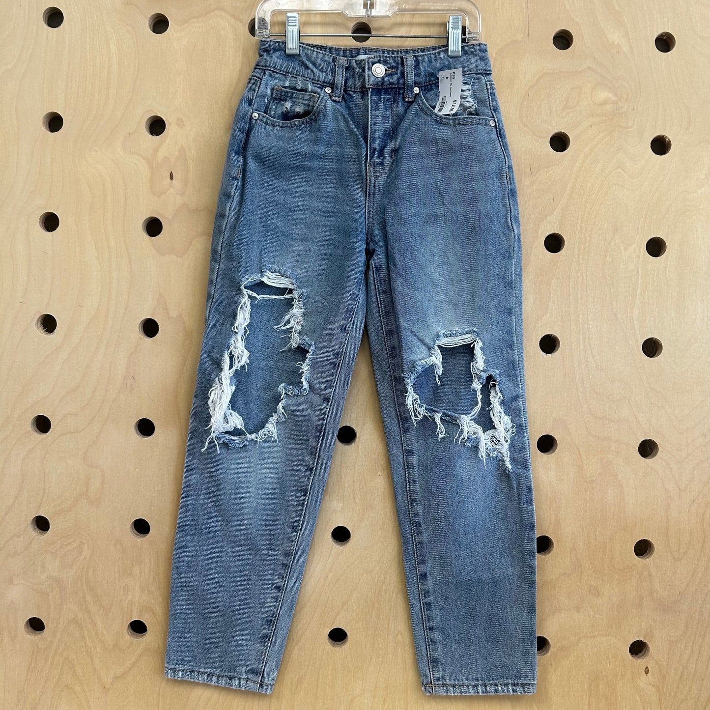 Distressed 90s Jean Denim