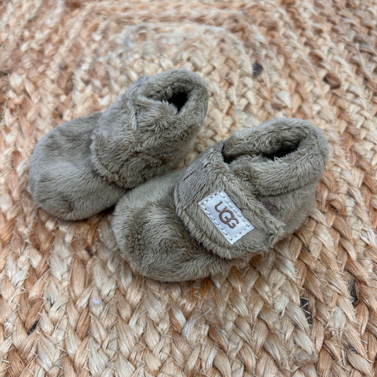 Tan Fuzzy Slippers