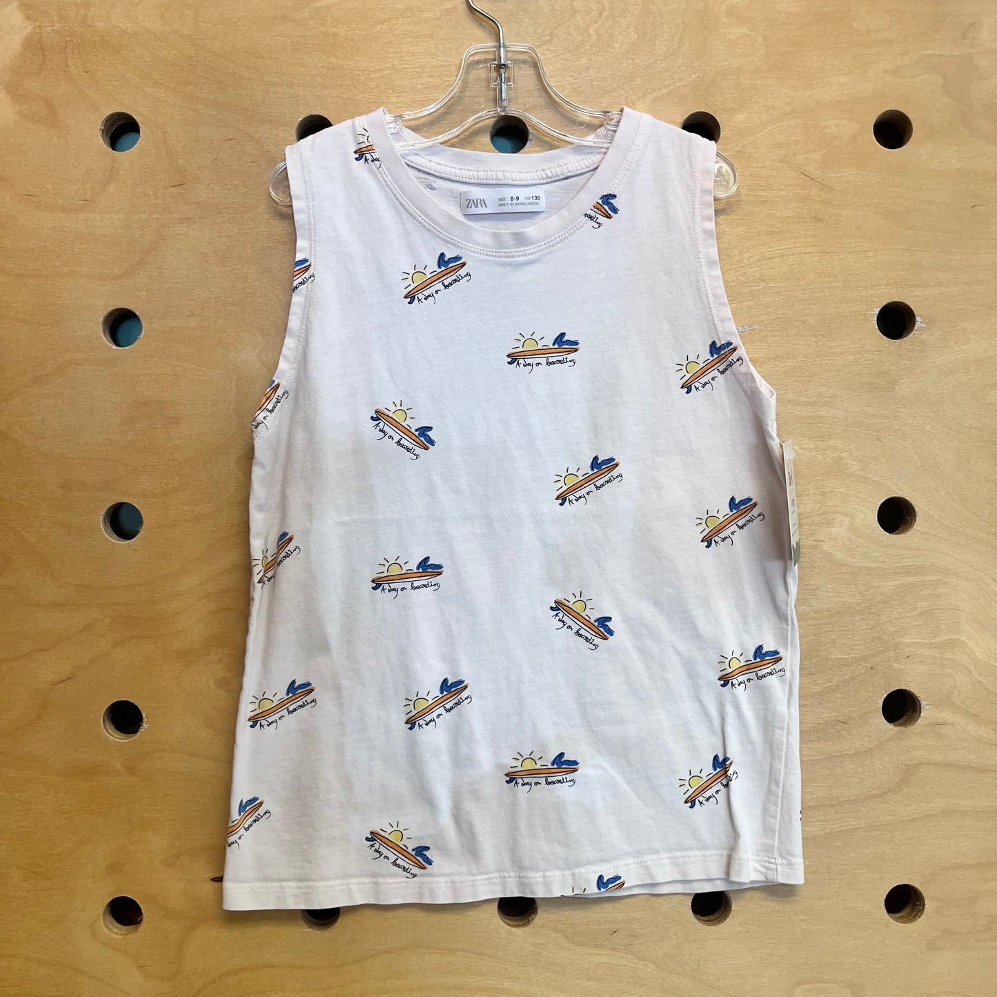 White Day Boarding Surf Tank