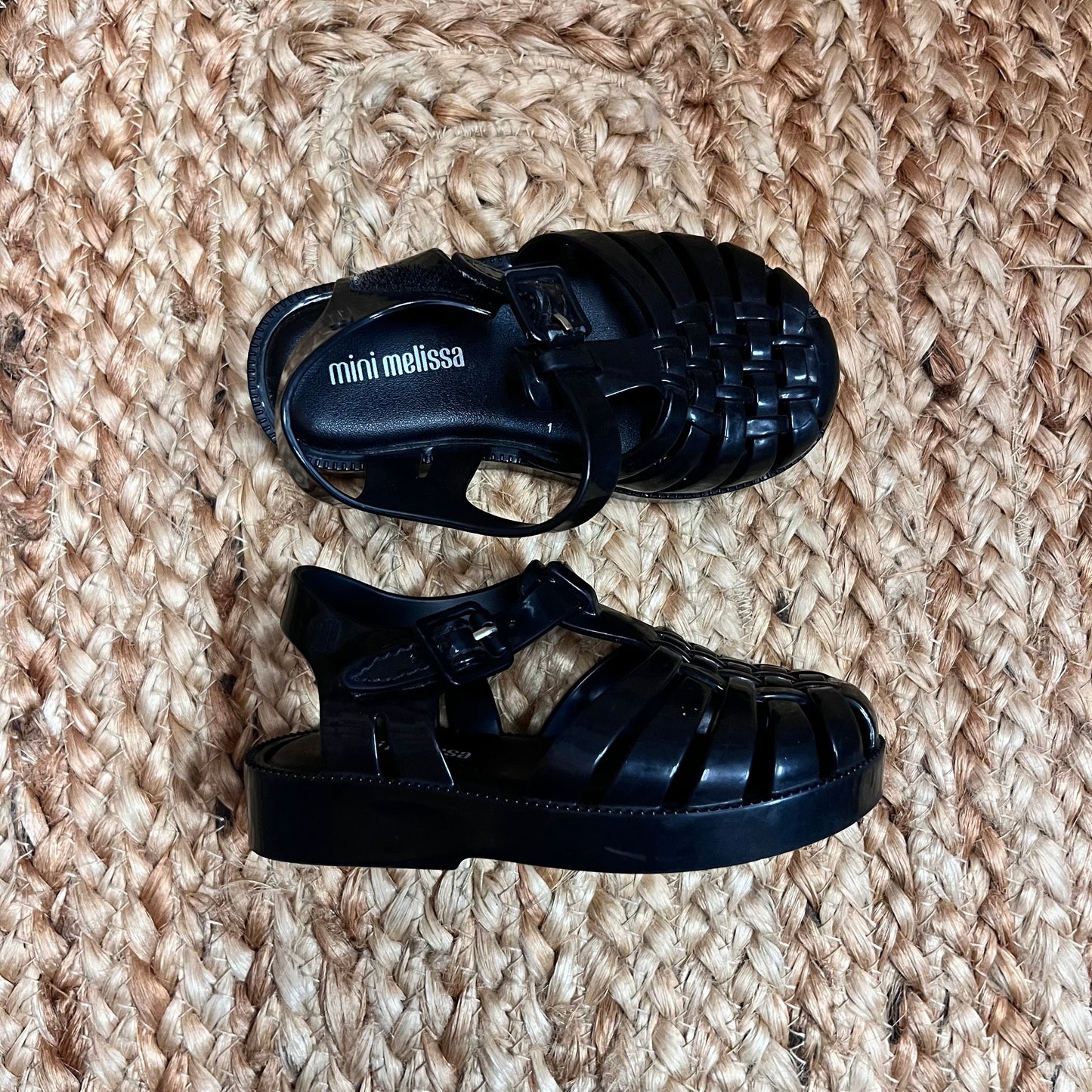 Black Possession Jelly Sandals
