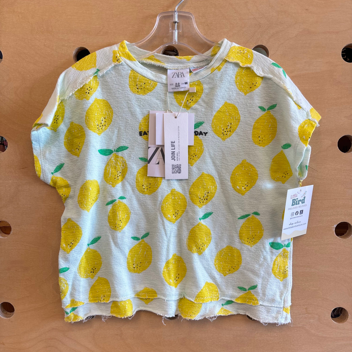 Aqua/Yellow Lemons Eat Fruit Tee NEW!