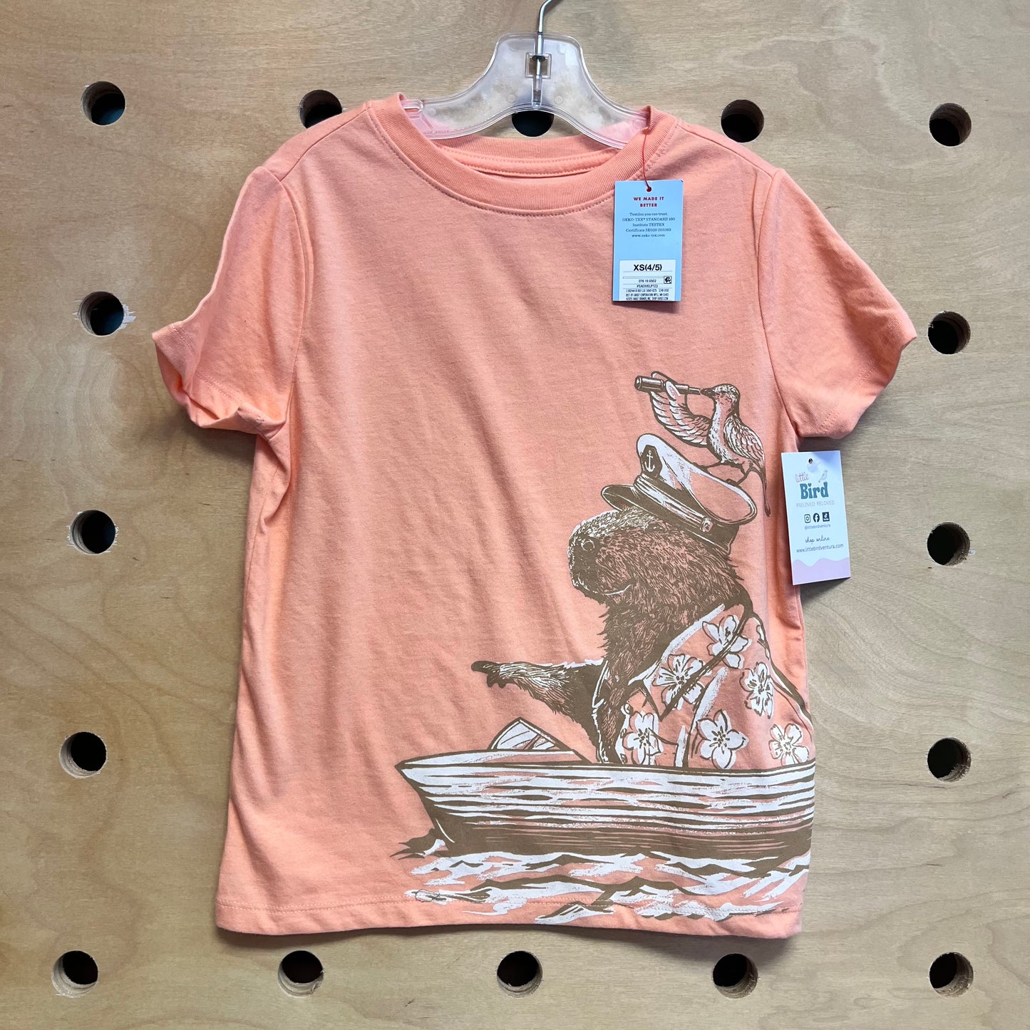 Peach Sailing Capybara/Bird Tee New!!