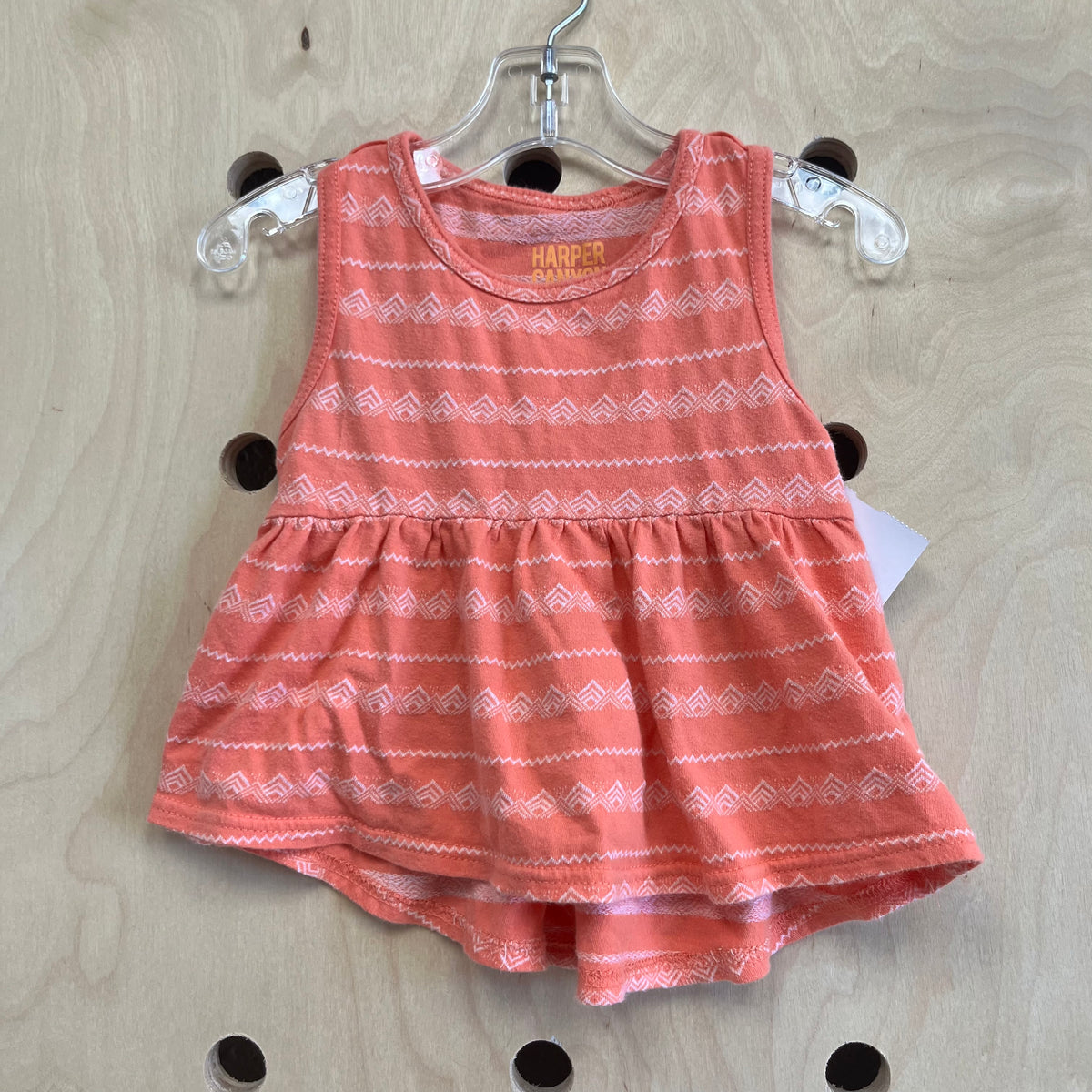 Salmon Geometric Tank