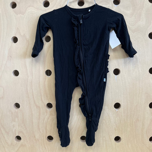 Black Ribbed Bamboo Zippy