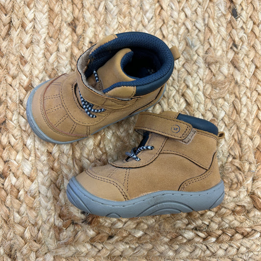 Tan Velcro Boots