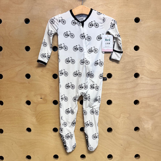 White/Black Bamboo Bicycles Footies