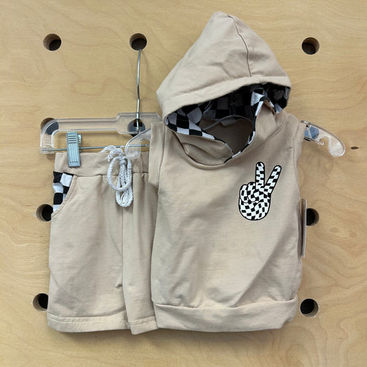 Beige & Black Checkered Peace Outfit