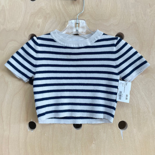 B+W Knit Ribbed Crop Top