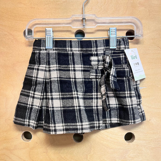 Black/Cream Plaid Pleaded Skort