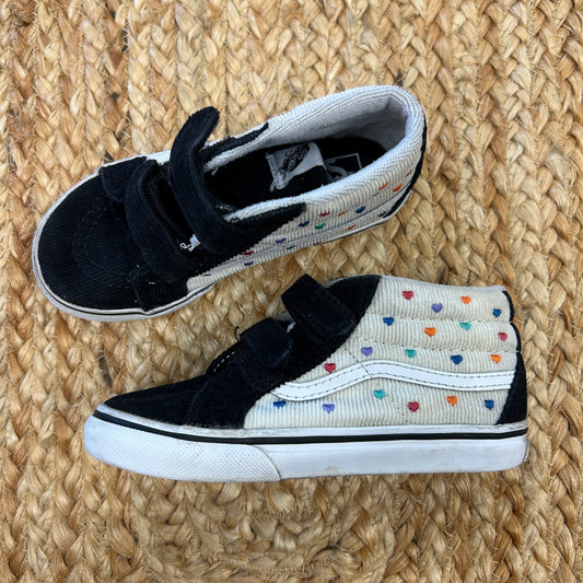 Black/White Hearts Sk8-Mid Reissue V Sneakers